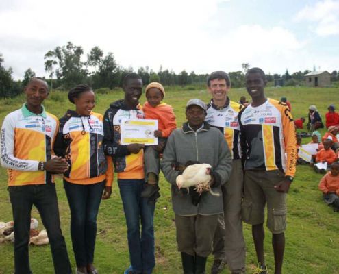2014.03.19 194 Kiambogo Run2gether CHICKEN GOES FAMILIES