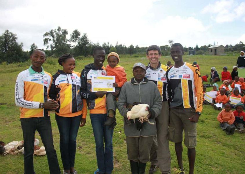 2014.03.19 194 Kiambogo Run2gether CHICKEN GOES FAMILIES