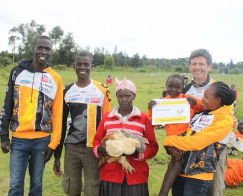 2014.03.19 204 Kiambogo Run2gether CHICKEN GOES FAMILIES