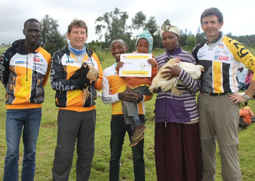 2014.03.19 206 Kiambogo Run2gether CHICKEN GOES FAMILIES