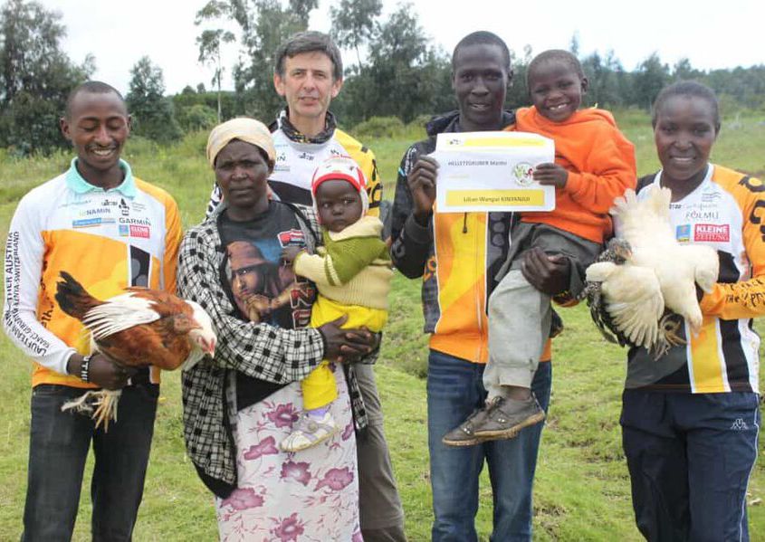 2014.03.19 215 Kiambogo Run2gether CHICKEN GOES FAMILIES