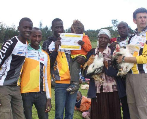 2014.03.19 256 Kiambogo Run2gether CHICKEN GOES FAMILIES