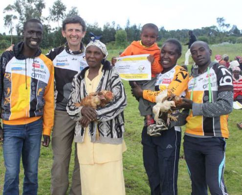 2014.03.19 275 Kiambogo Run2gether CHICKEN GOES FAMILIES