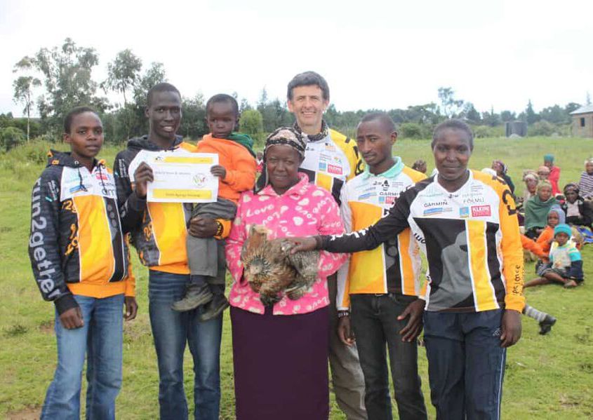 2014.03.19 281 Kiambogo Run2gether CHICKEN GOES FAMILIES