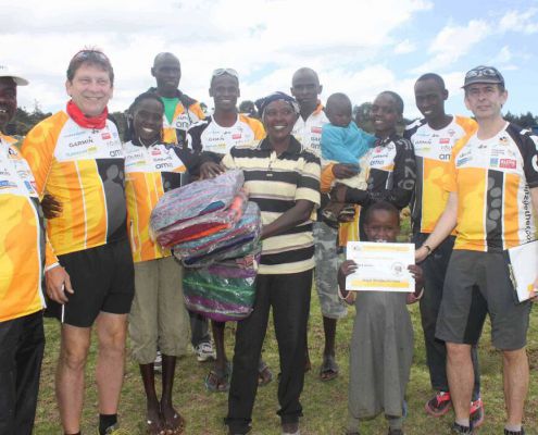 2015.02.25 144 Bllankets For Kiambogo Families