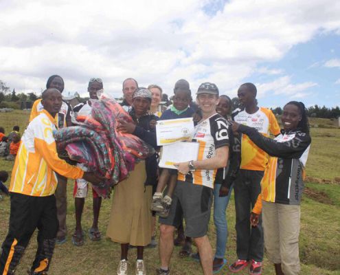 2015.02.25 152 Blankets For Kiambogo Families