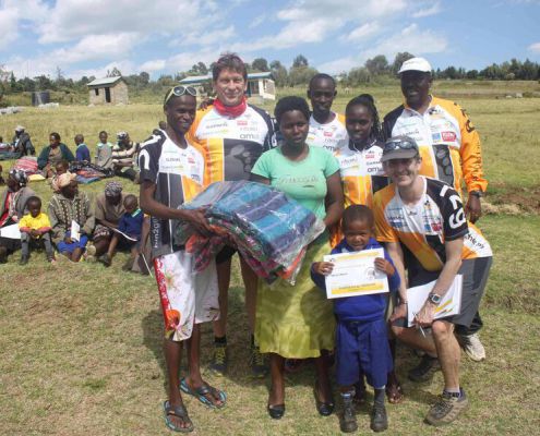 2015.02.25_182_Blankets for Kiambogo families 2015.02.25 182 Blankets For Kiambogo Families