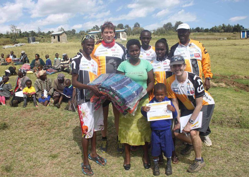 2015.02.25_182_Blankets for Kiambogo families 2015.02.25 182 Blankets For Kiambogo Families