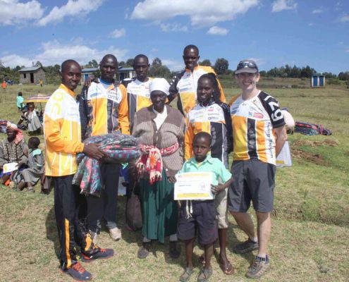 2015.02.25 200 Blankets For Kiambogo Families
