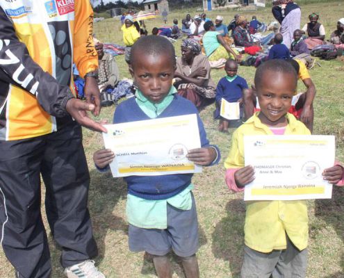 2015.02.25 206 Blankets For Kiambogo Families
