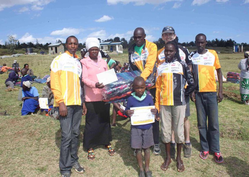 2015.02.25_210_Blankets for Kiambogo families 2015.02.25 210 Blankets For Kiambogo Families
