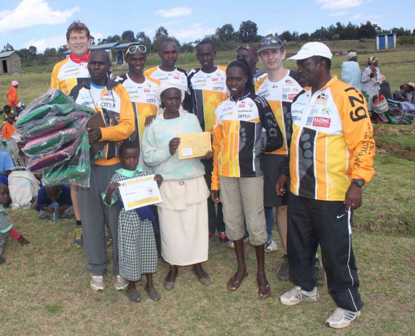 2015.02.25 229 Blankets For Kiambogo Families