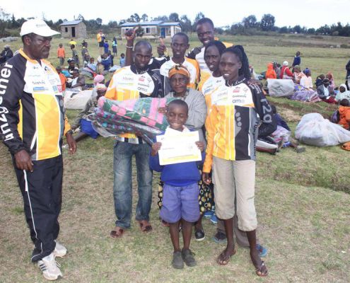 2015.02.25 307 Blankets For Kiambogo Families