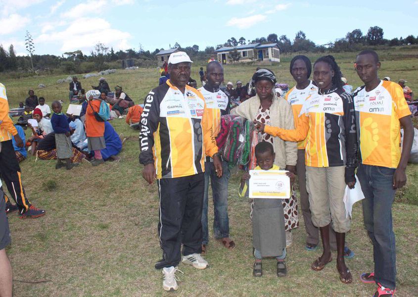 2015.02.25 313 Bllankets For Kiambogo Families