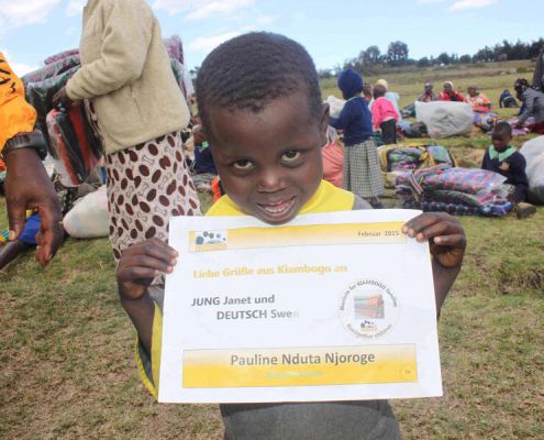2015.02.25 314 Bllankets For Kiambogo Families