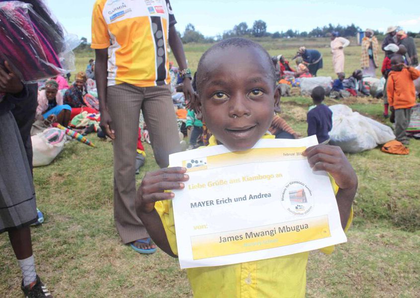 2015.02.25 321 Blankets For Kiambogo Families