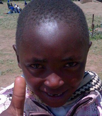 2016.03.08_Rahab Wangui MUIRURI in der Schule Sision