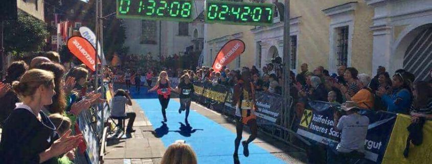 Dennis Beim Zieleinlauf An 2.Stelle