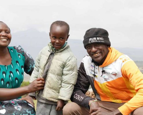 2018.03.12 Veronicah Wanjiru NDUNGU In Der Nursery School Mit Lehrerin Lilian Und Co Paten Dennis