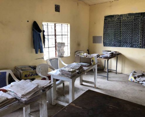 Das Lehrerzimmer Vorher   In Erbärmlichem Zustand