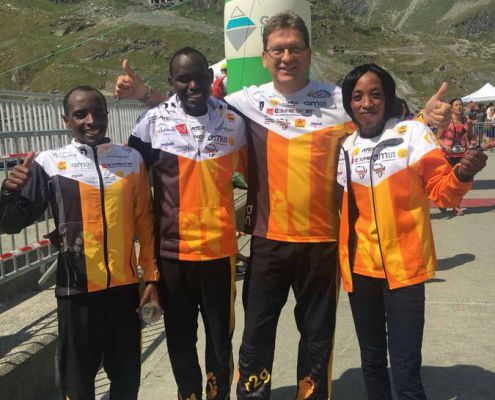Unser Erfolgreiches Team Mit Ihrem Betreuer Heinzi