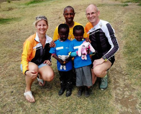 2019.02.05 Daniel Kangethe NGUGI Mit Paten Brigtt Und Thomas