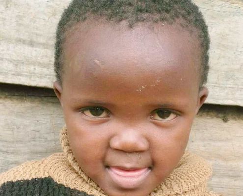 243 2019.02.05 Esther Mumbi KANGETHE Vor Der Nursery School Portrait