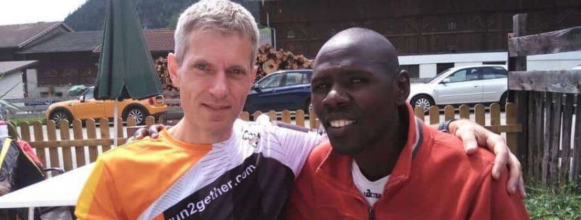 Laufgast Jürgen Mit Coach Kiarie