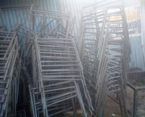 2020.12.15 Prim Kiambogo Tische (1)
