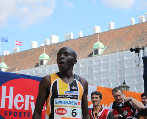 Position 3 30.Vienna City Marathon 2013